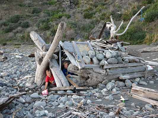 Beach shelter